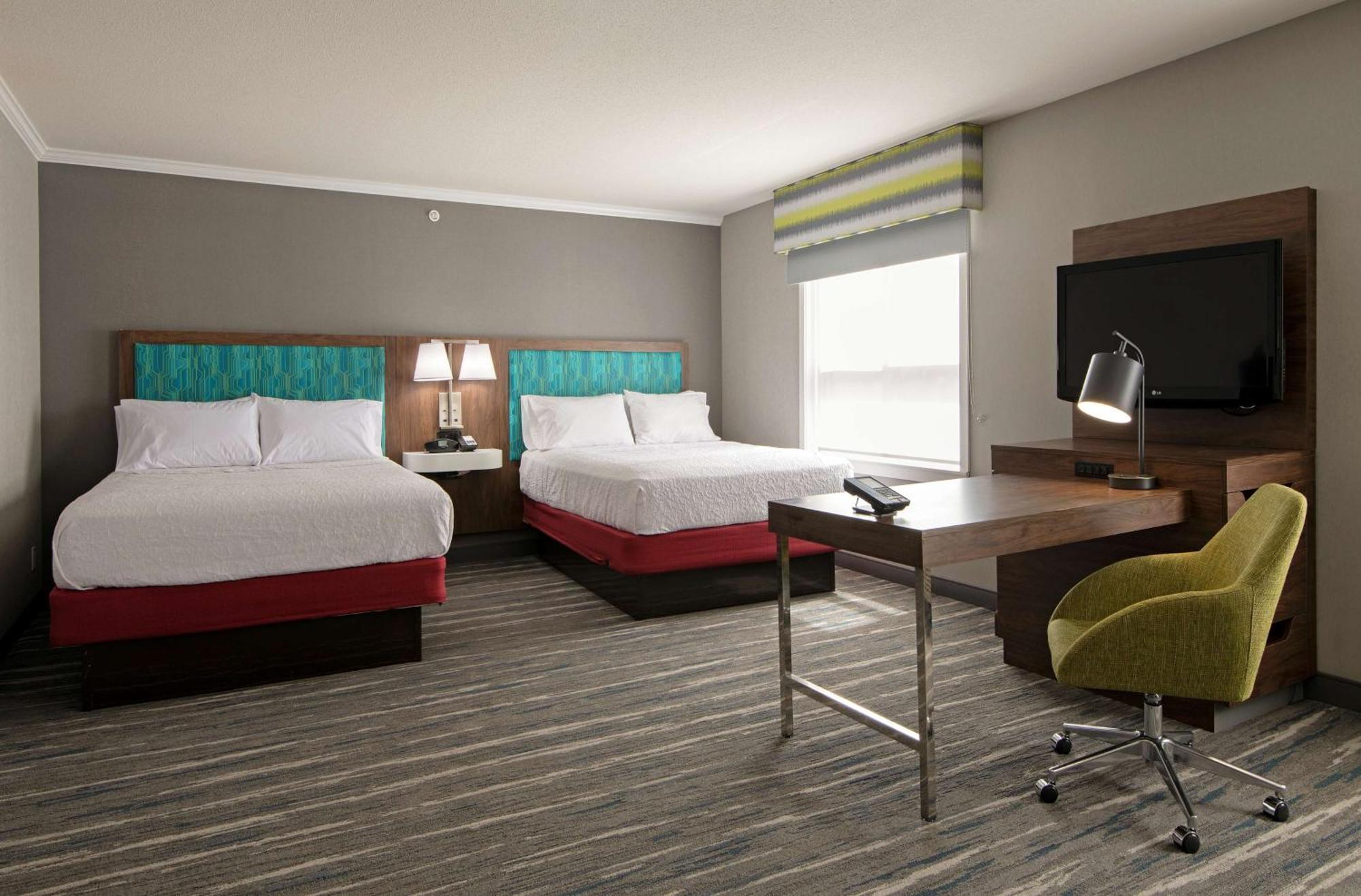 Hampton Inn By Hilton Kamloops Bagian luar foto
