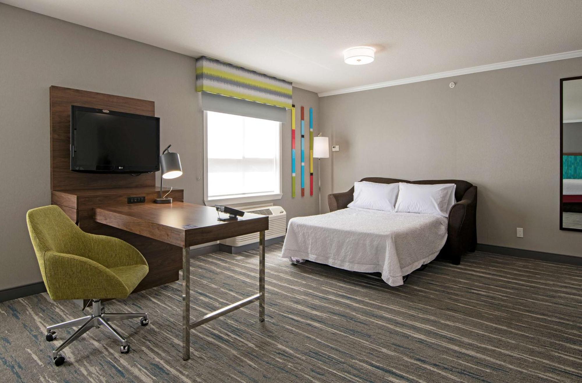 Hampton Inn By Hilton Kamloops Bagian luar foto