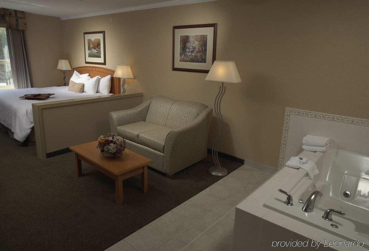 Hampton Inn By Hilton Kamloops Ruang foto