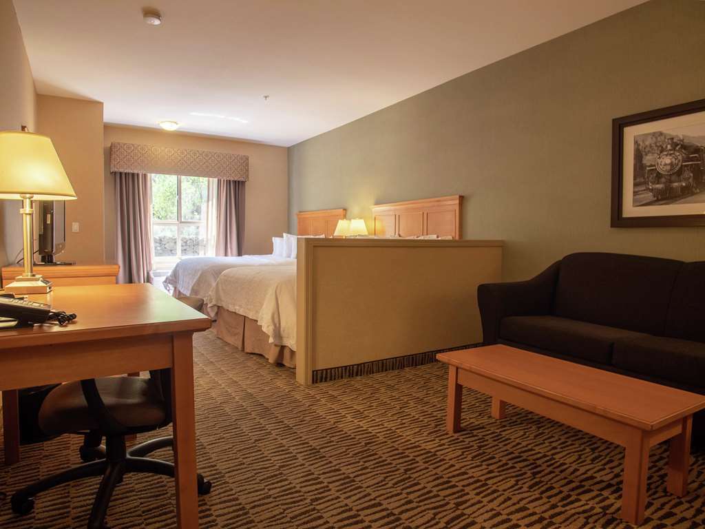 Hampton Inn By Hilton Kamloops Ruang foto